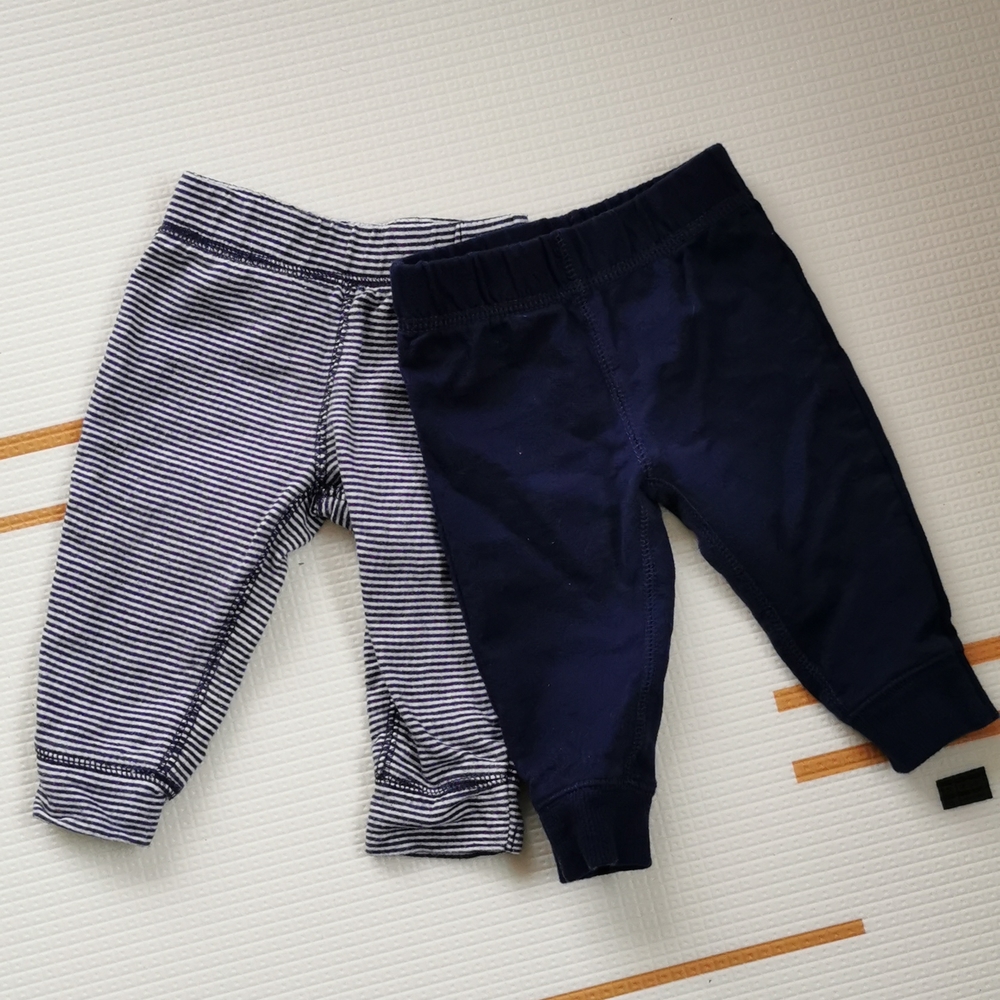 Set of cotton baby joggers